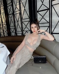 น้องแพรว สาวสวย เซ็กซี่ 20