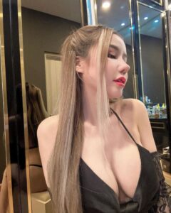 อามมี่ แม็กซิม อามมี่ แม็กซิม