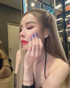 อามมี่ แม็กซิม อามมี่ แม็กซิม