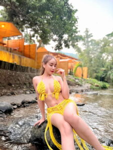 อามมี่ แม็กซิม อามมี่ แม็กซิม