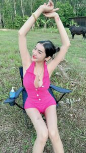 อ น้องจอย