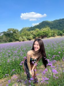 น้องบัว สีทอง